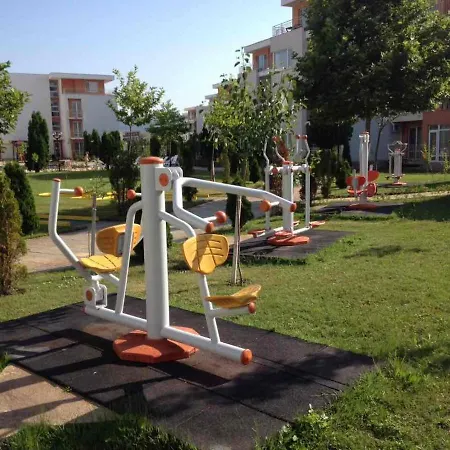 아파트 Sunny Warm Quite Studio 42m2 Aquapark *